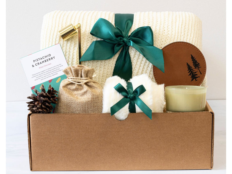 Blanket box: Evergreen Elegance - J&F Gift Inc