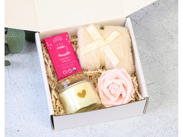 Bloom+Love - J&F Gift Inc