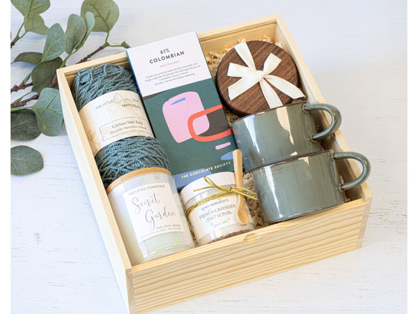 Cozy Retreat - J&F Gift Inc